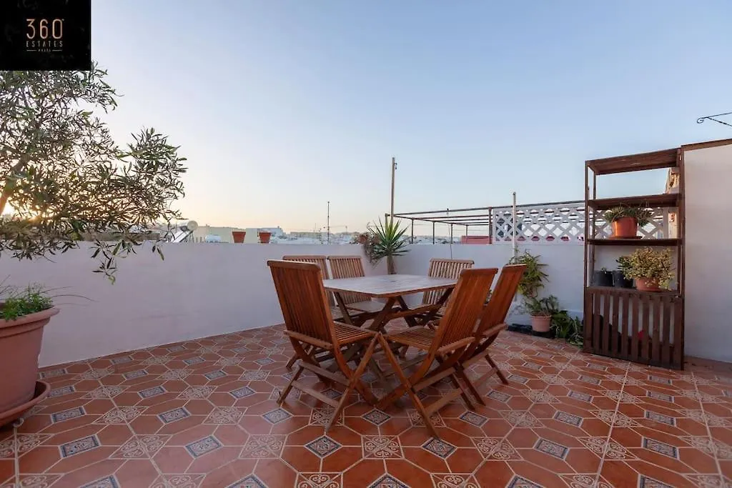 Beautiful, Typical Maltese 4Br Home With Roof Top By 360 Estates Sliema