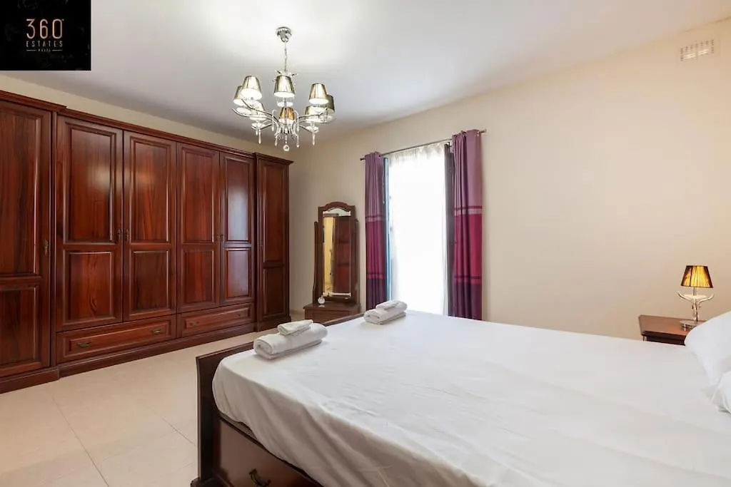 Beautiful, Typical Maltese 4Br Home With Roof Top By 360 Estates Sliema 0*,